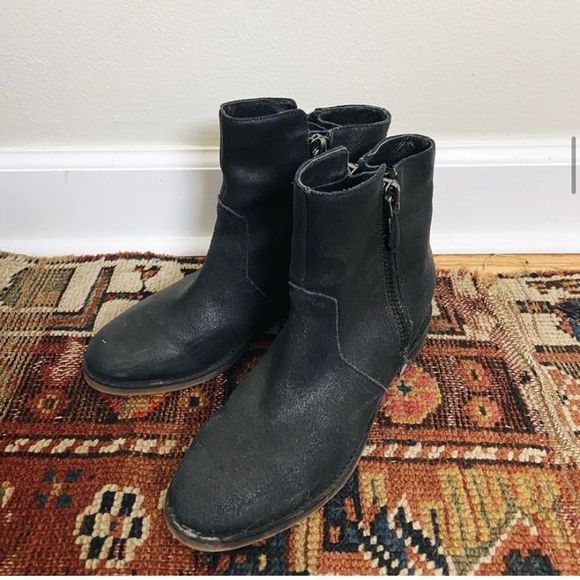 Kenneth Cole Shoes - Kenneth Cole Marcy Boots sz 7.5